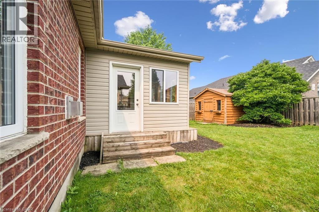 102 BROOKMEAD Street thumbnail 33