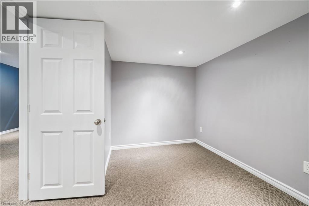 102 BROOKMEAD Street thumbnail 30