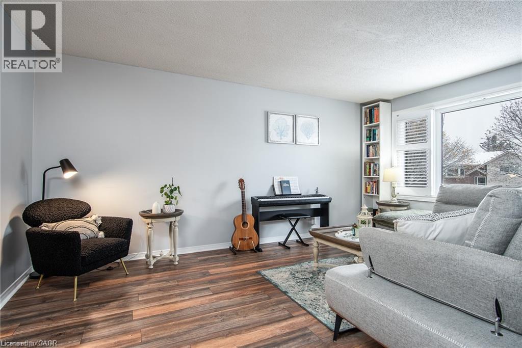 67 PINEMEADOW Crescent thumbnail 10