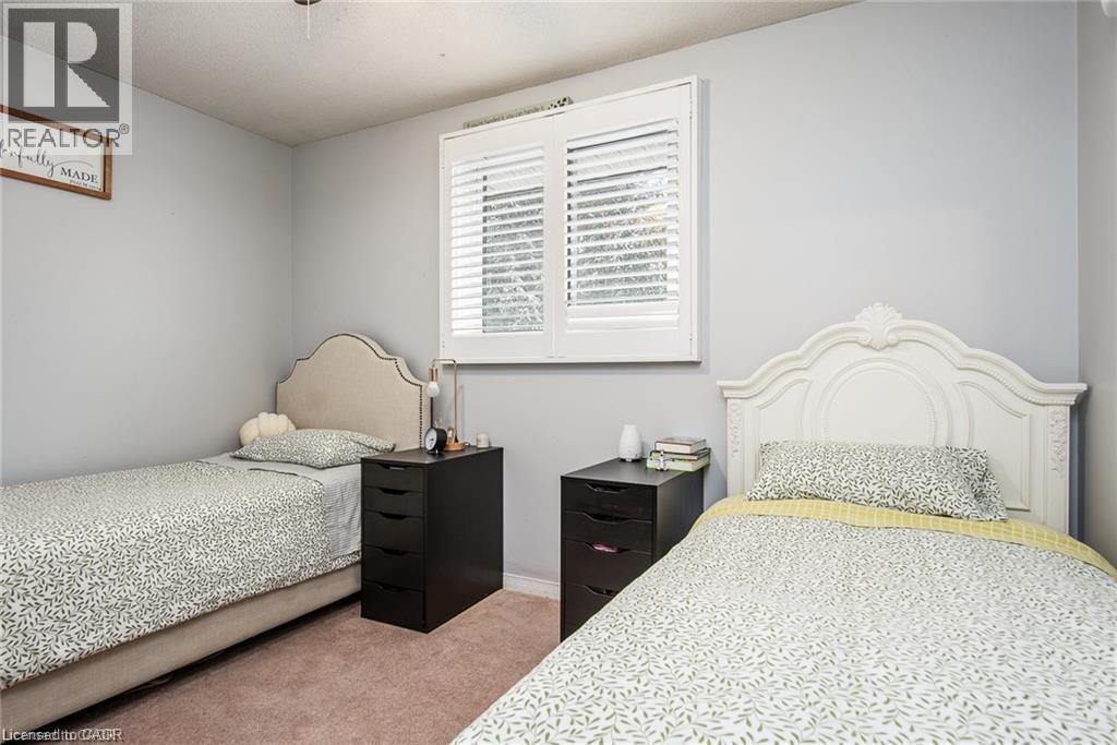 67 PINEMEADOW Crescent thumbnail 28