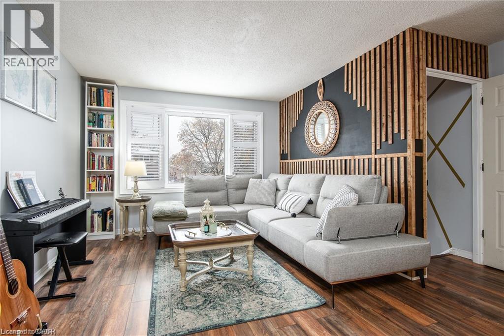 67 PINEMEADOW Crescent thumbnail 9