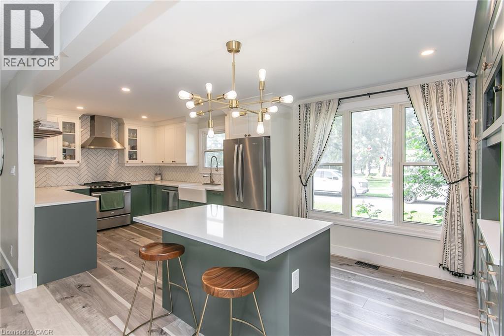 393 HURON Street thumbnail 15