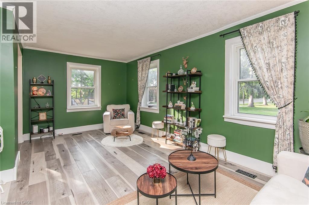 393 HURON Street thumbnail 5