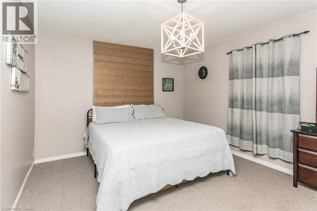 393 HURON Street thumbnail 6