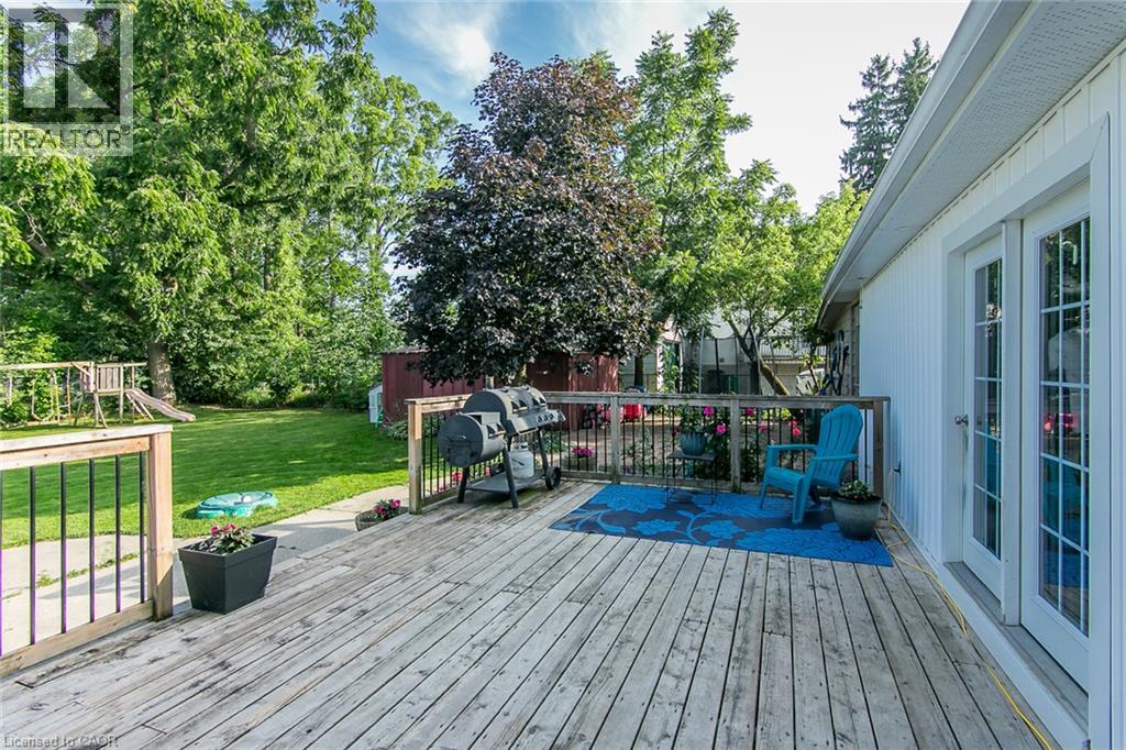 393 HURON Street thumbnail 32