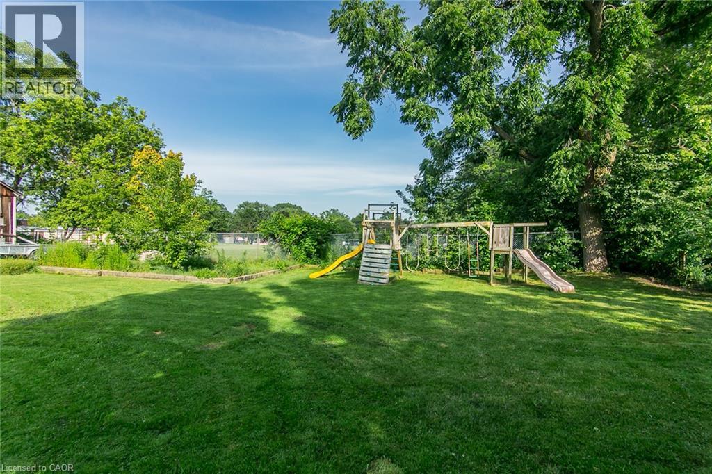 393 HURON Street thumbnail 28