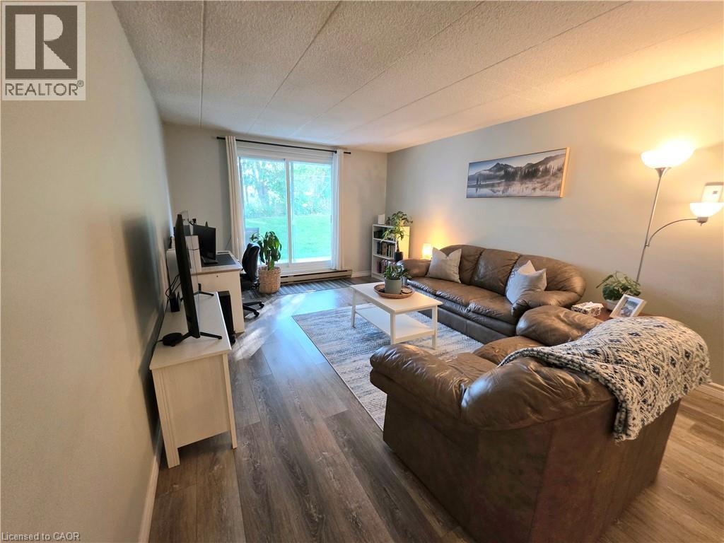 24 MOOREGATE Crescent Unit# 103 thumbnail 10