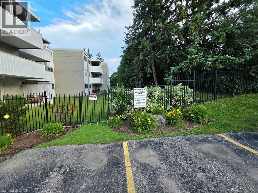 24 MOOREGATE Crescent Unit# 103 thumbnail 27