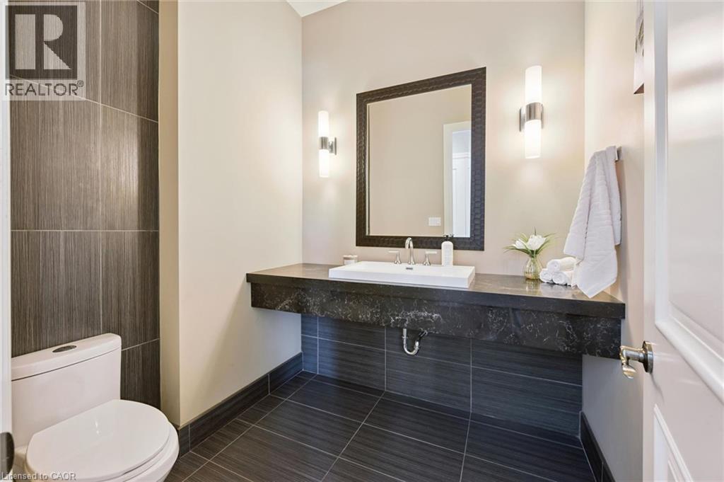 596 REGAL Place thumbnail 21