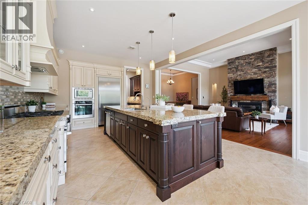 596 REGAL Place thumbnail 14