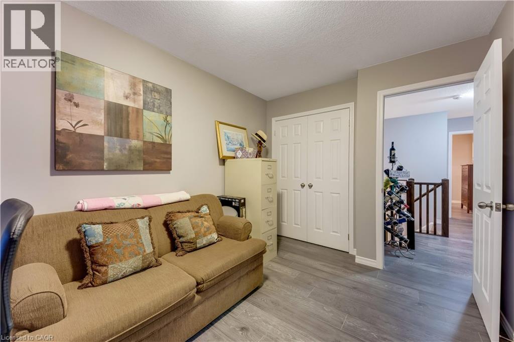 168 MAITLAND Street thumbnail 25