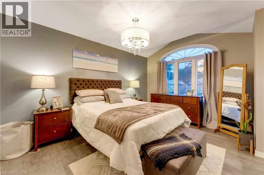 168 MAITLAND Street thumbnail 18