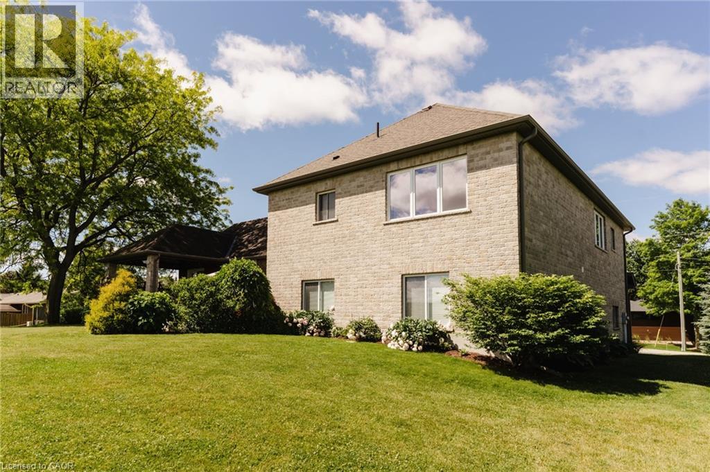 115 KENNEDY Road thumbnail 41