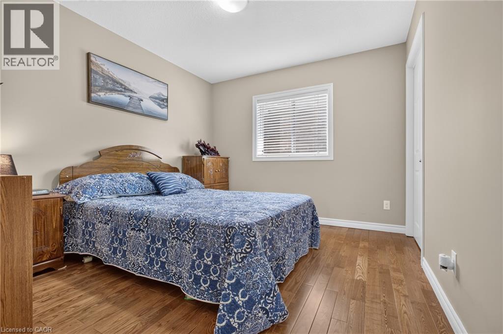 118 CHESTER Drive thumbnail 23