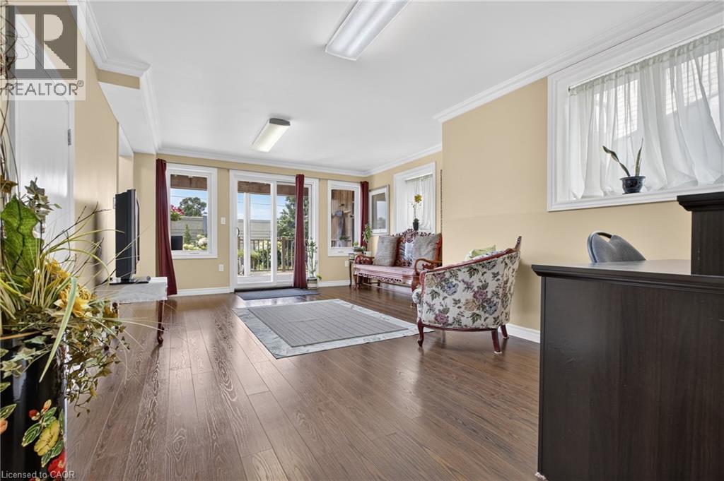 118 CHESTER Drive thumbnail 32