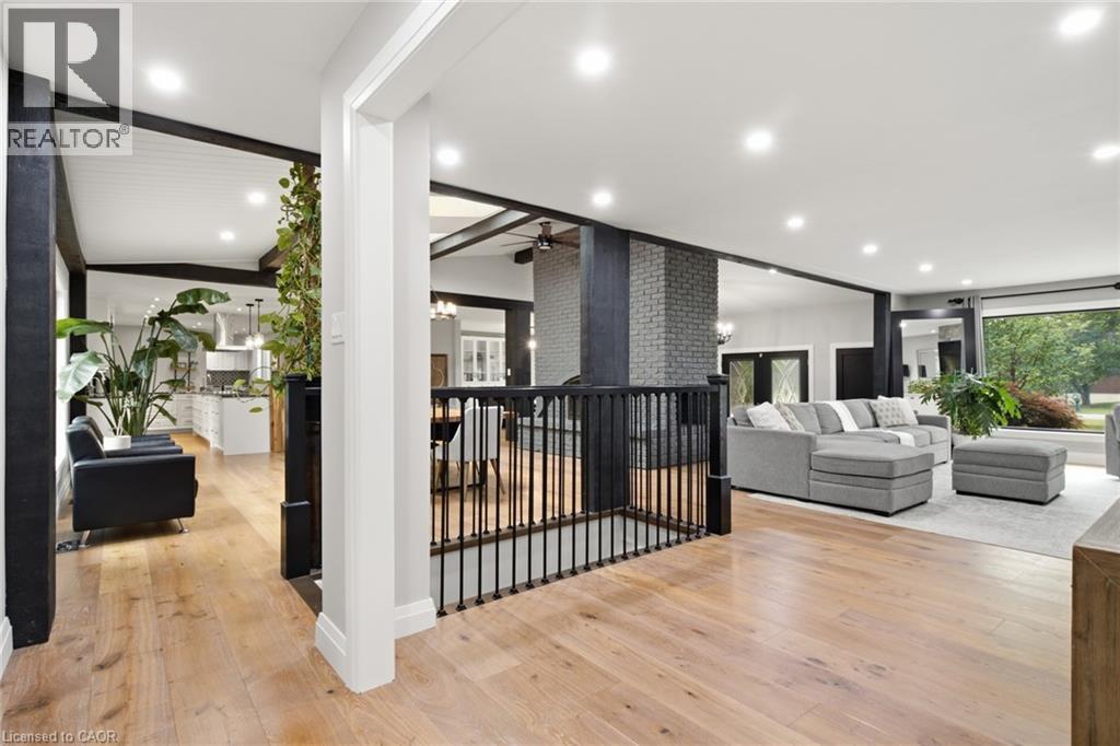 8 SQUIRE Court thumbnail 9