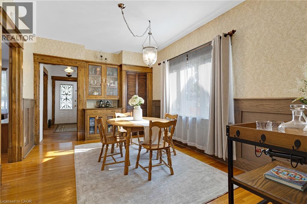 630 LAWRENCE Street thumbnail 14