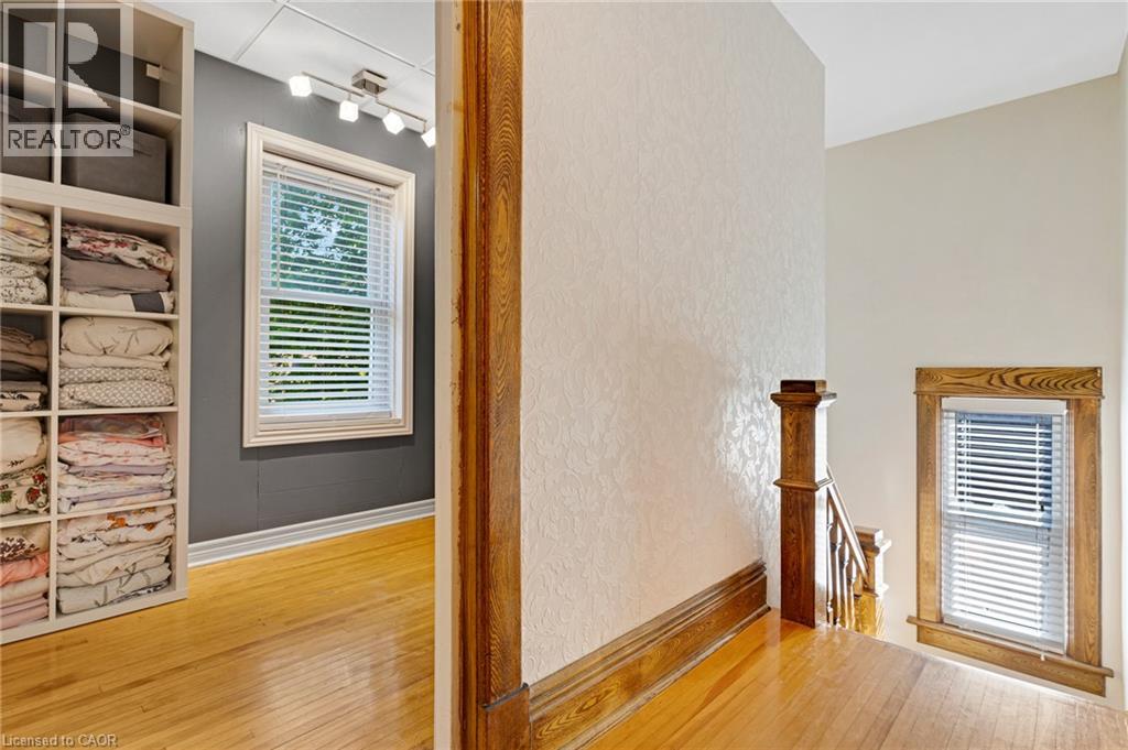 630 LAWRENCE Street thumbnail 22