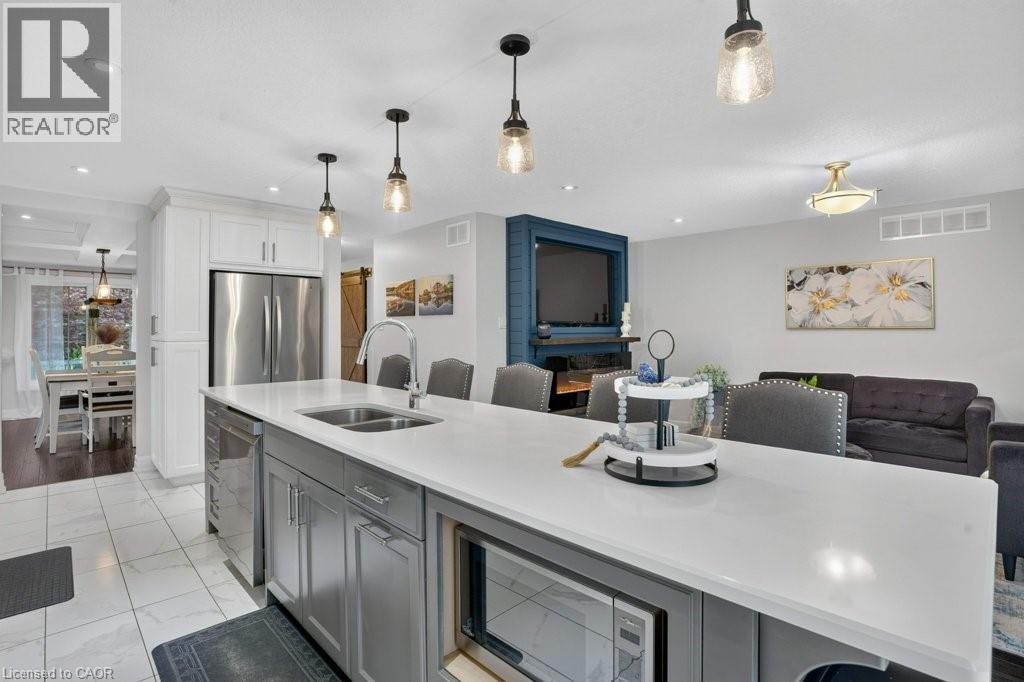 51 WESTCLIFF Way thumbnail 9