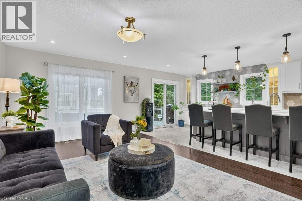 51 WESTCLIFF Way thumbnail 15