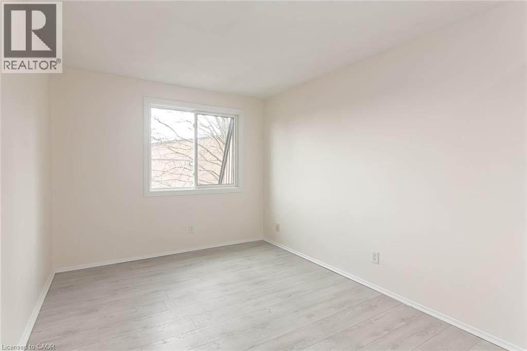 279 SANDOWNE Drive Unit# 7 thumbnail 33