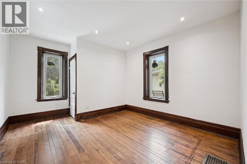 245 S LOWTHER Street S thumbnail 13
