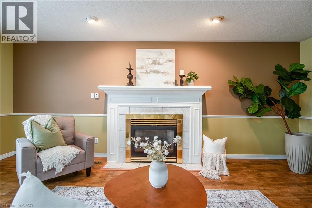 372 GATESTONE Boulevard thumbnail 12
