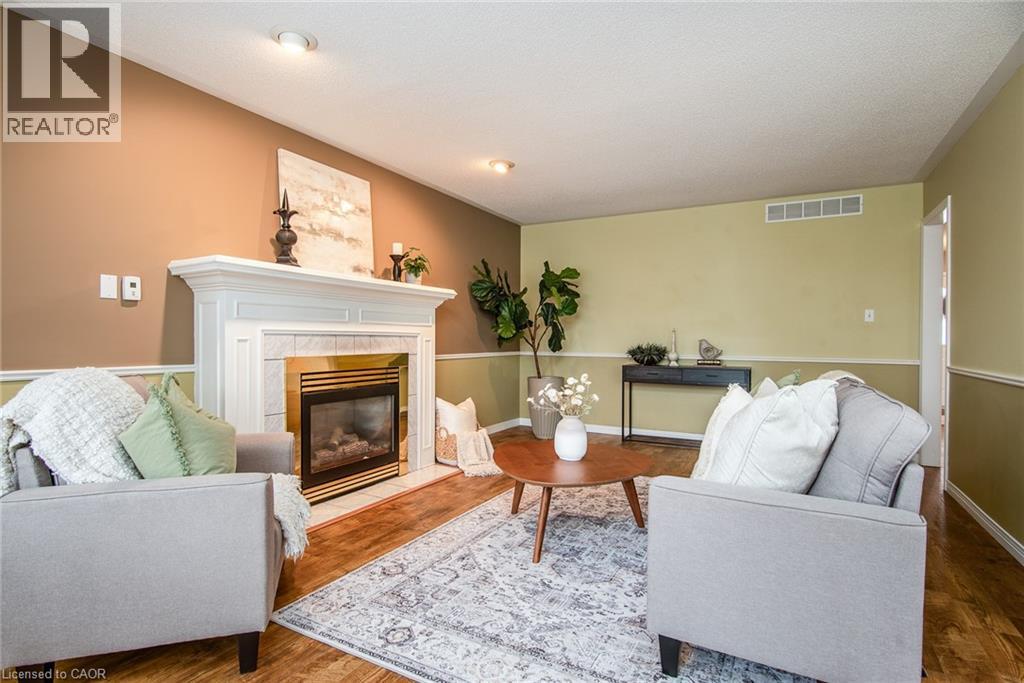 372 GATESTONE Boulevard thumbnail 11