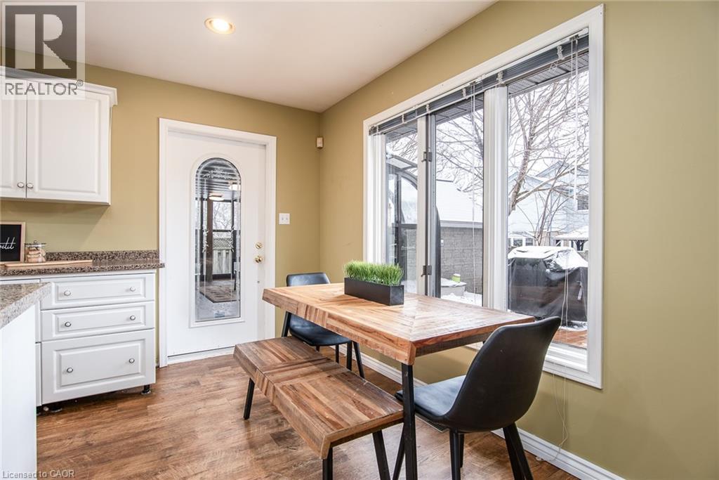 372 GATESTONE Boulevard thumbnail 17