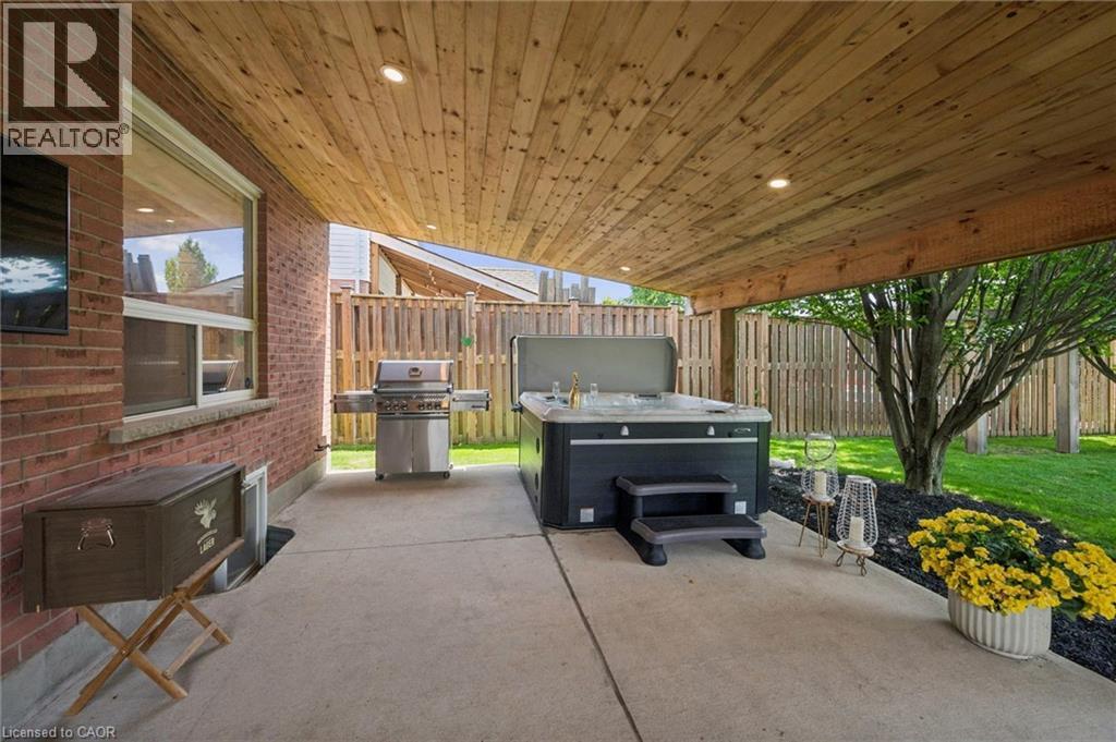 24 WATSON Crescent thumbnail 34
