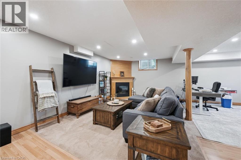 24 WATSON Crescent thumbnail 32