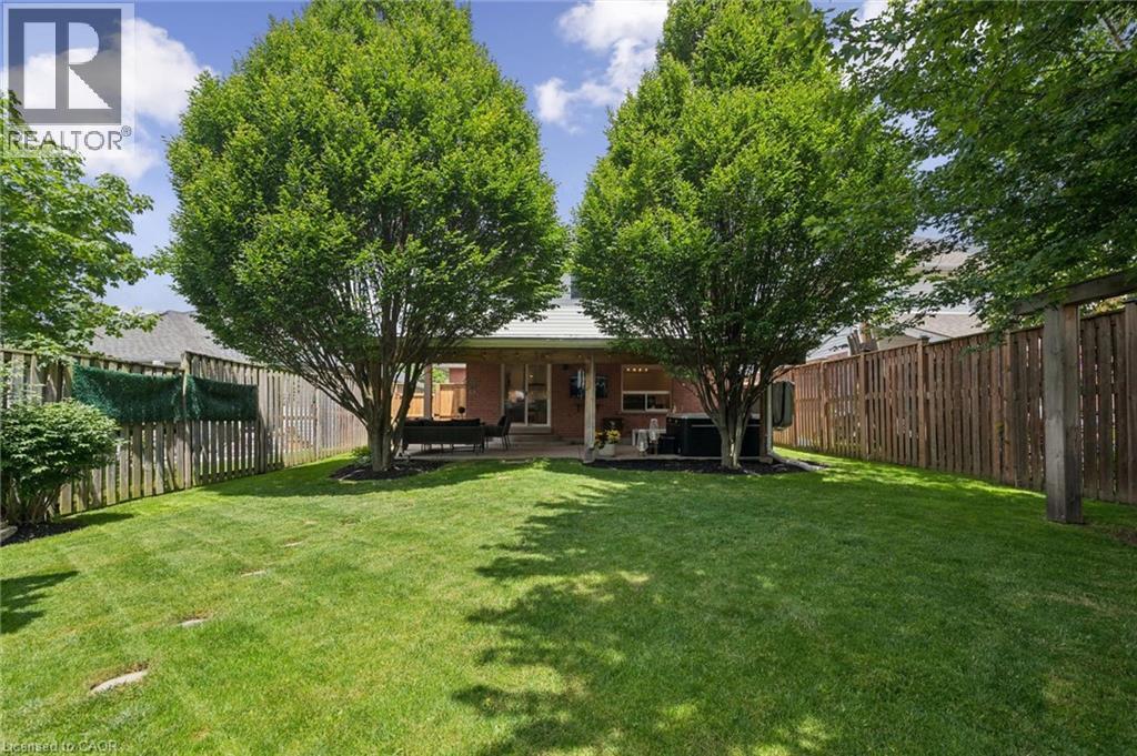 24 WATSON Crescent thumbnail 38