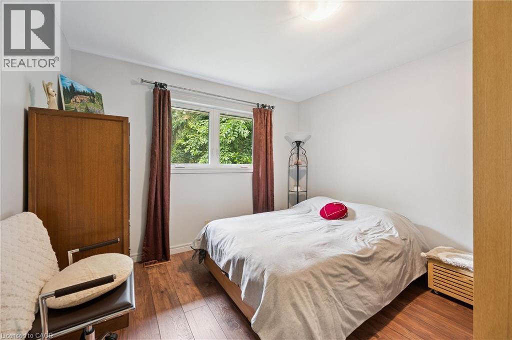 410 AVENUE Road thumbnail 17