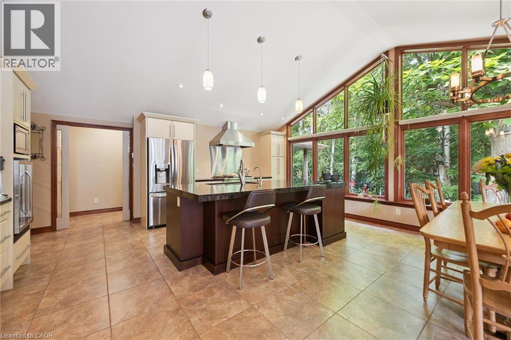 410 AVENUE Road thumbnail 8