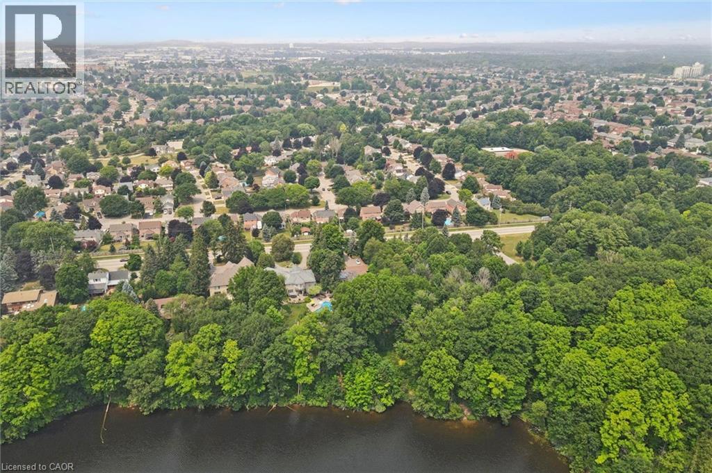 410 AVENUE Road thumbnail 50