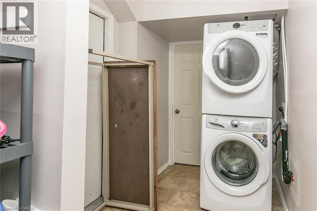 274 NORTHLAKE Drive Unit# B thumbnail 14