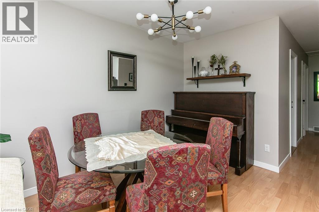 274 NORTHLAKE Drive Unit# B thumbnail 6