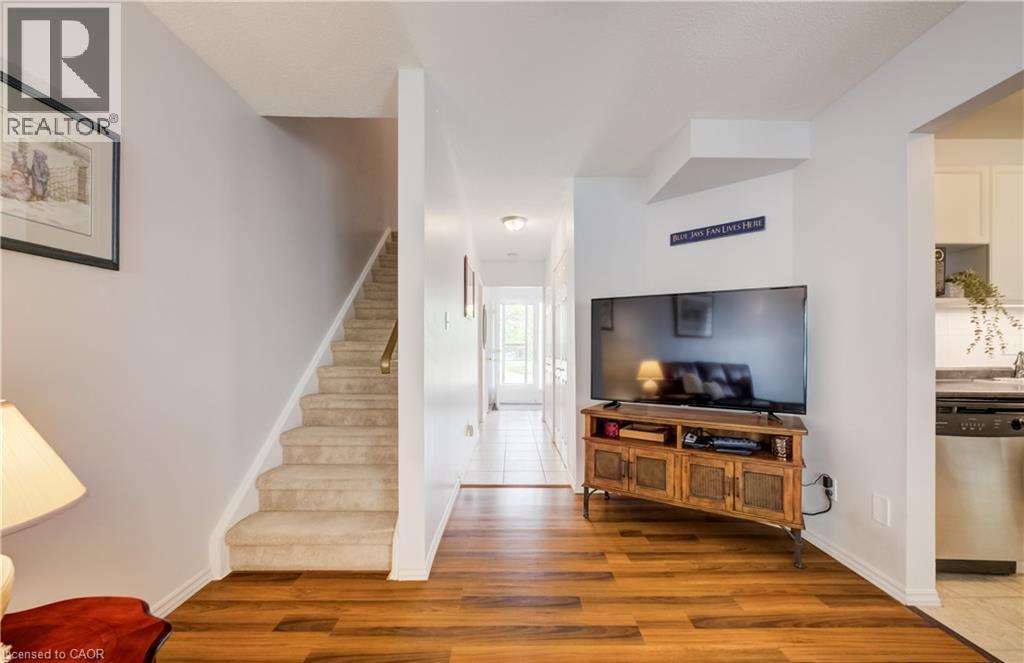 210 HIGHLAND Crescent Unit# 11 thumbnail 16