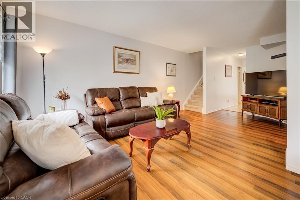 210 HIGHLAND Crescent Unit# 11 thumbnail 7