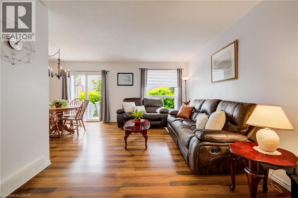 210 HIGHLAND Crescent Unit# 11 thumbnail 8