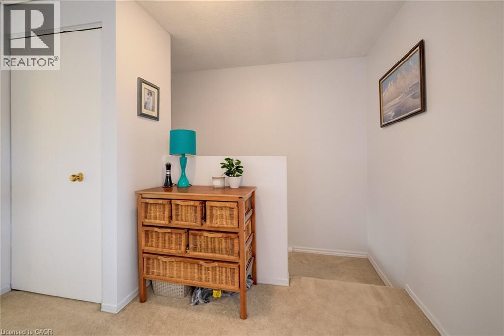 210 HIGHLAND Crescent Unit# 11 thumbnail 17