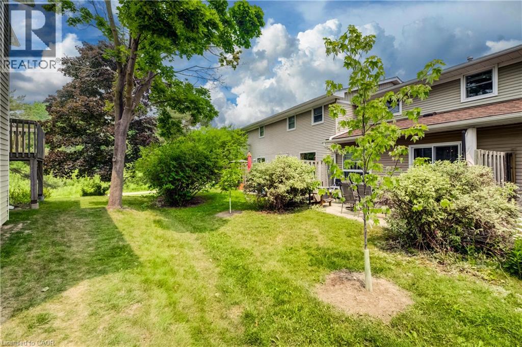 210 HIGHLAND Crescent Unit# 11 thumbnail 34