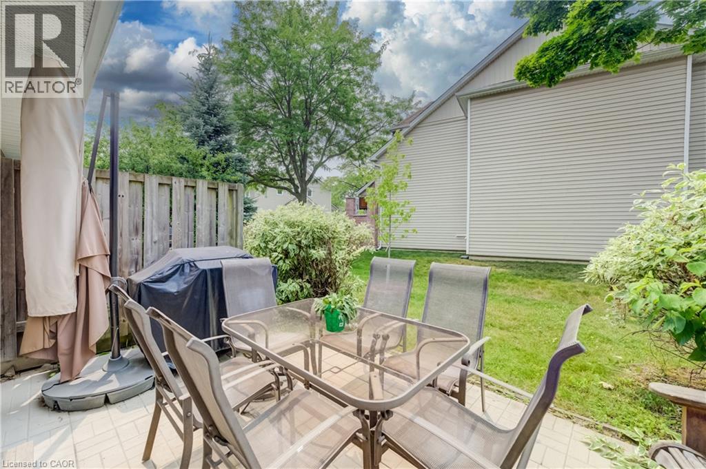 210 HIGHLAND Crescent Unit# 11 thumbnail 32