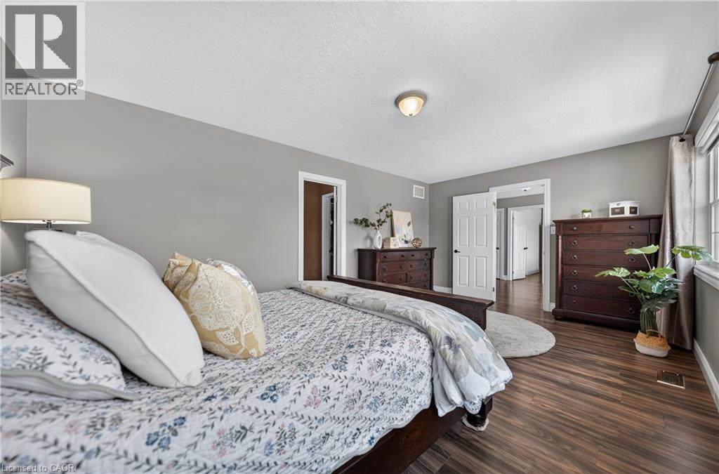 72 SWIFT Crescent thumbnail 26