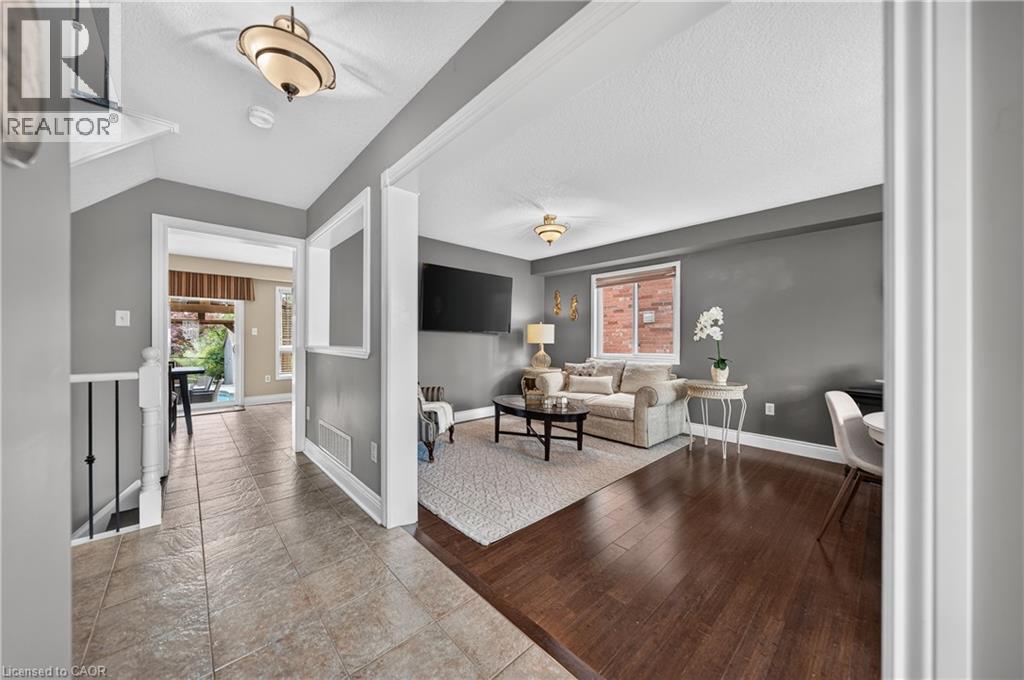 72 SWIFT Crescent thumbnail 5