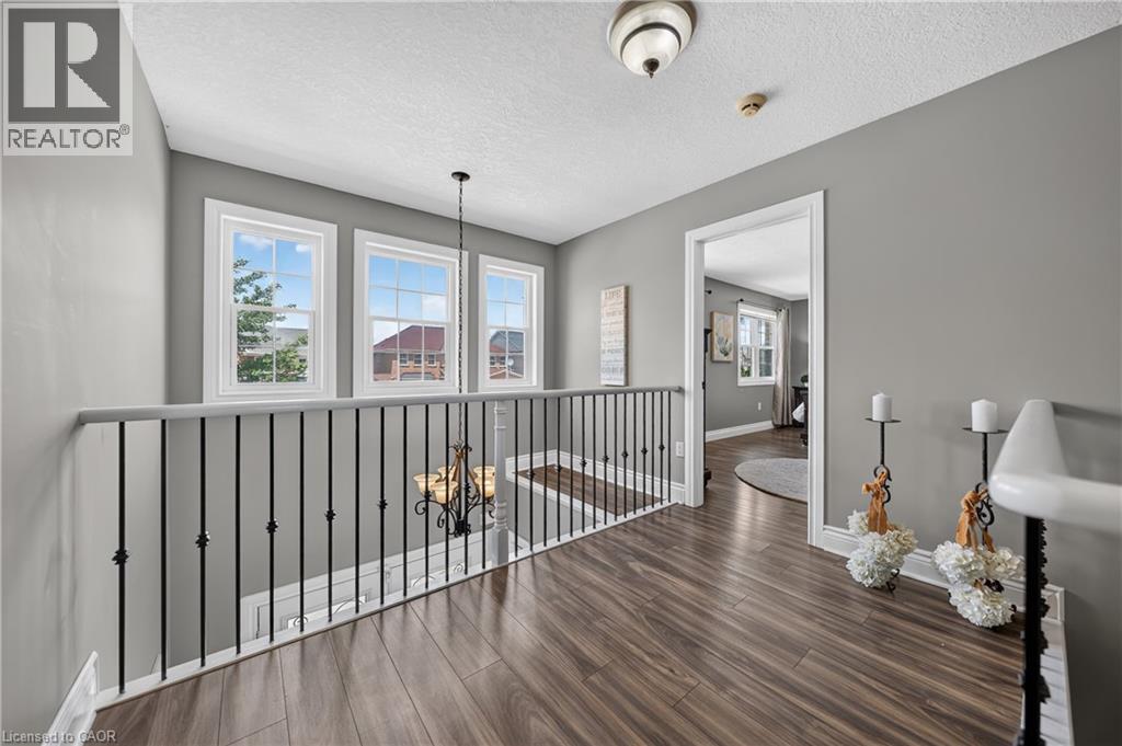 72 SWIFT Crescent thumbnail 22