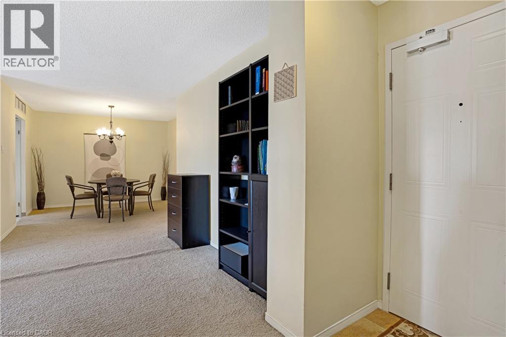 265 WESTCOURT Place Unit# 608 thumbnail 5