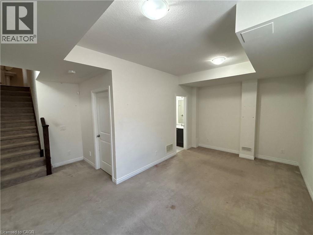 60 REISTWOOD Drive thumbnail 20