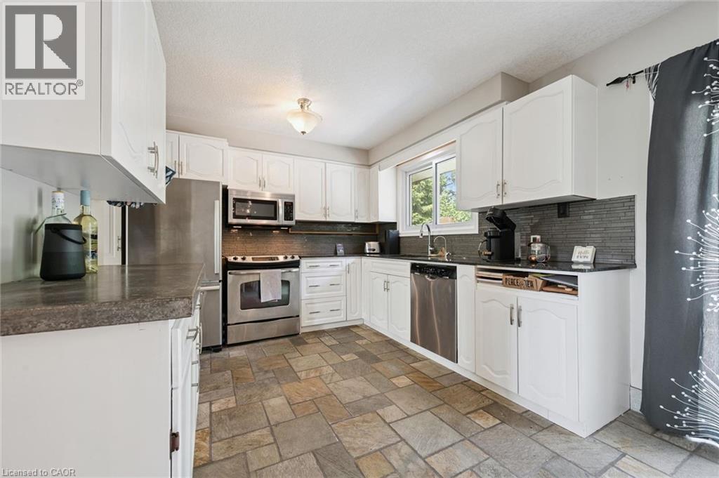 149 SCHWEITZER Street thumbnail 13
