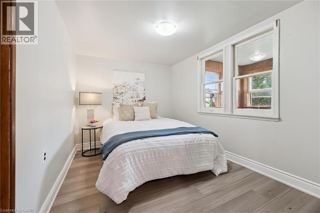 1267 HAMILTON Street thumbnail 7
